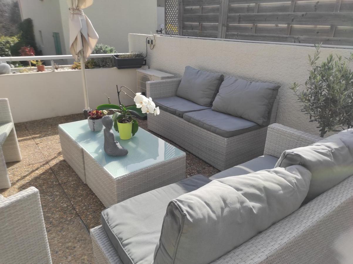 2 Pieces Avec Grande Terrasse Apartment La Ciotat Exterior photo