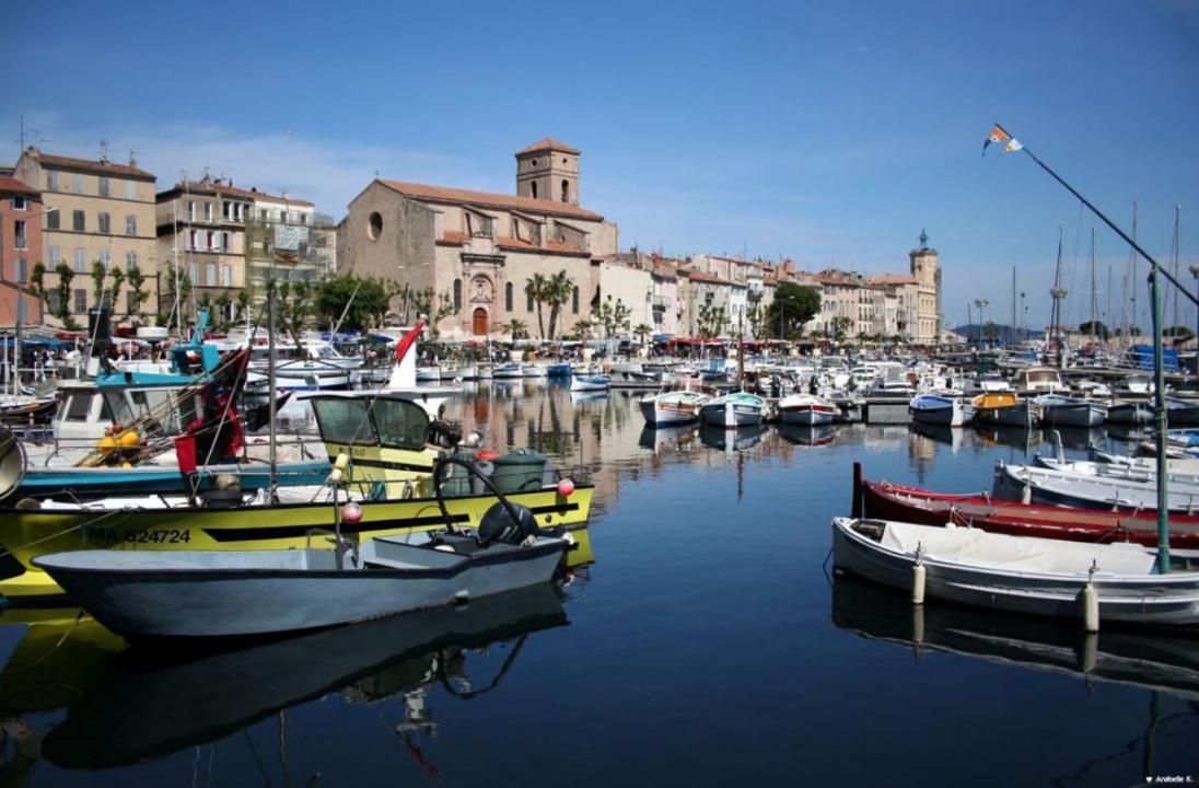 2 Pieces Avec Grande Terrasse Apartment La Ciotat Exterior photo